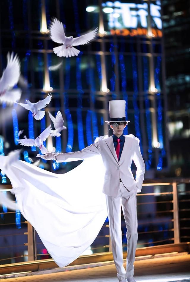 熊祁《名侦探柯南》cos:快新大旗是时候举起了