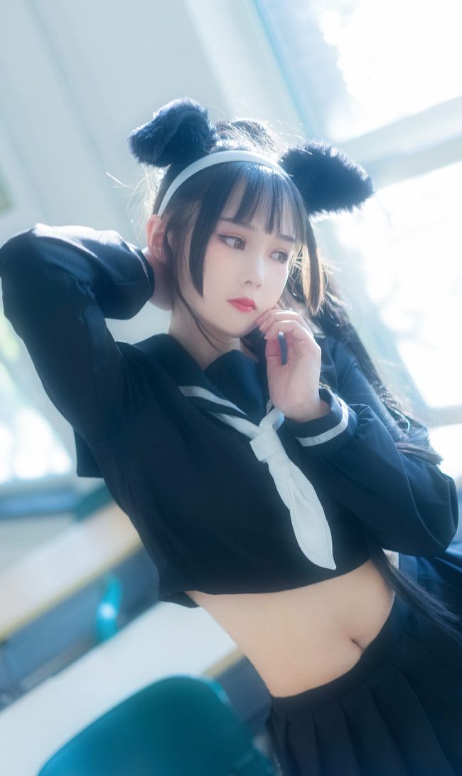 碧蓝航线COS,黑丝美腿的制服小姐姐好漂亮|小姐姐|黑丝|美腿_新浪新闻
