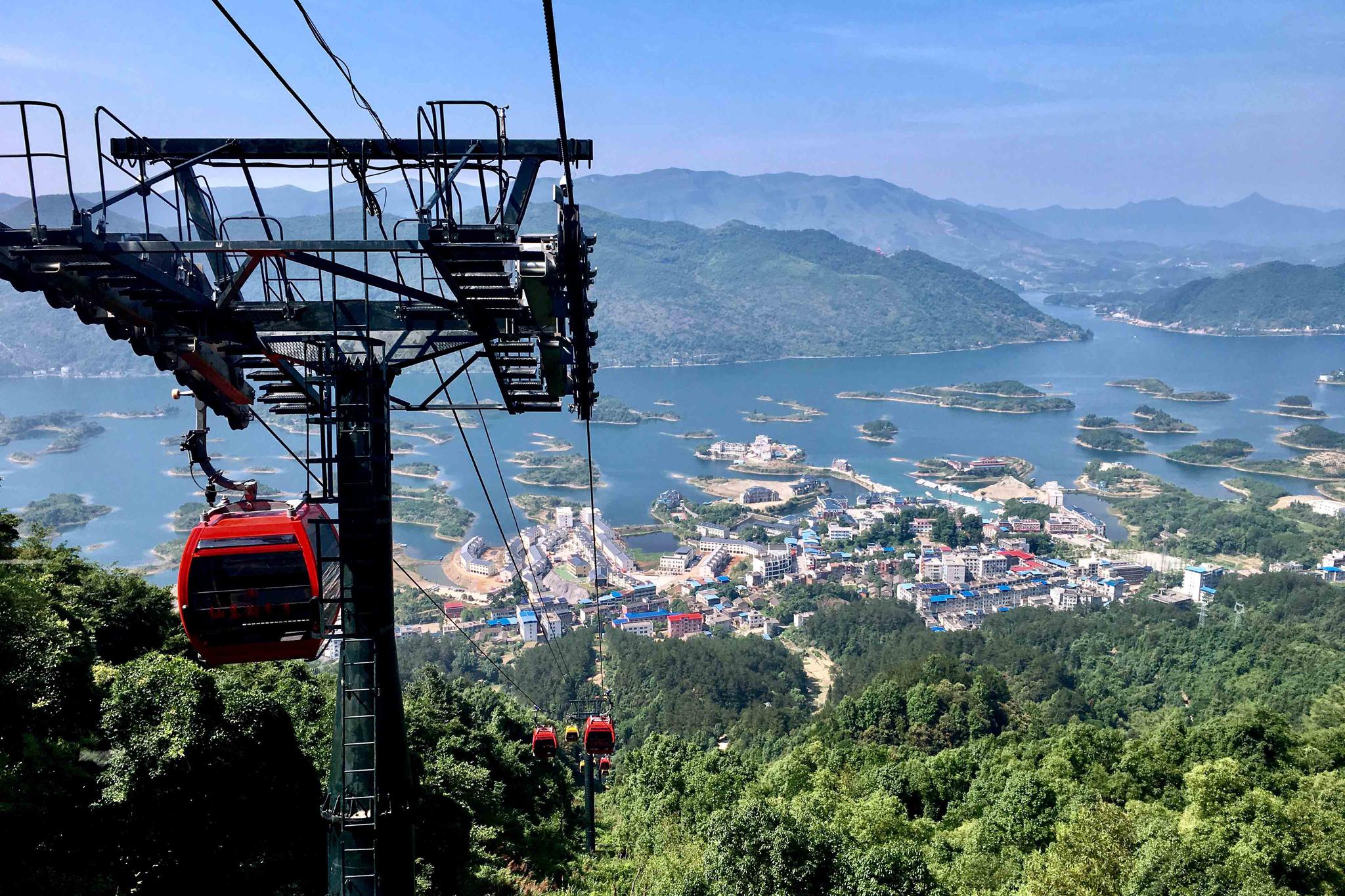 世界最大的玻璃底观景平台湖北黄石阳新王英镇仙岛湖景区