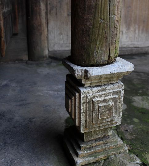 古建知识：中国古建筑构件之柱础之美，建筑装饰艺术的一大门类|石雕|变化|圆鼓_新浪新闻