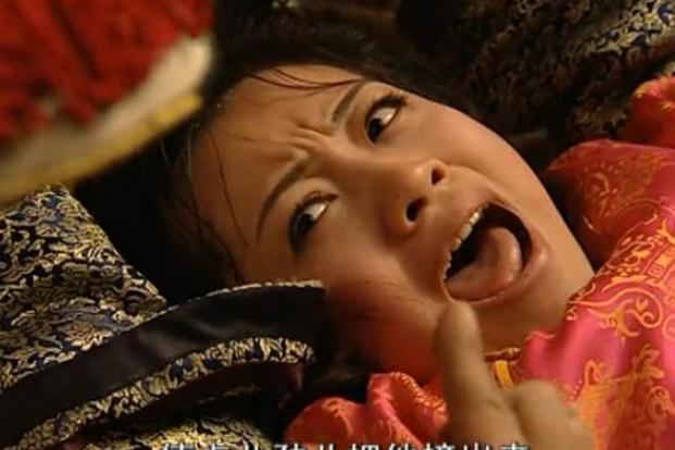 为何古代生孩子,接生婆只喊着要剪刀,热水其实很简单!