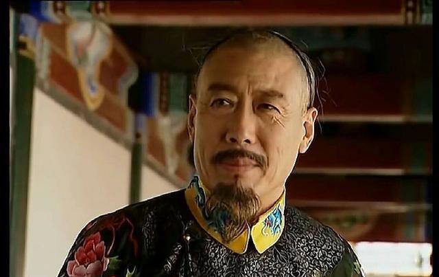 雍正王朝中,康熙替一帮老臣还欠款是否违背初衷?实则是一举三得