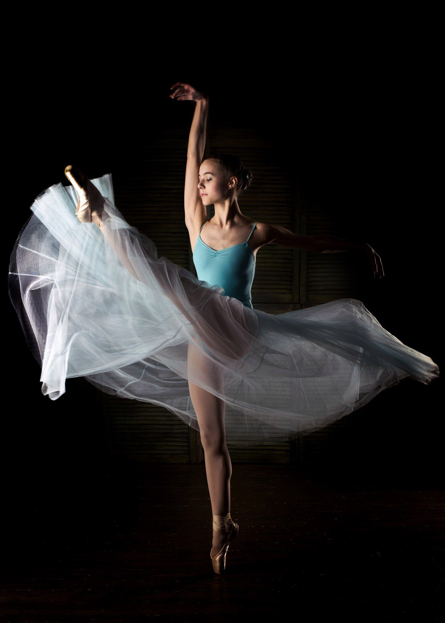 俄罗斯摄影大师镜头下的"芭蕾少女":每一张都美得可以当壁纸