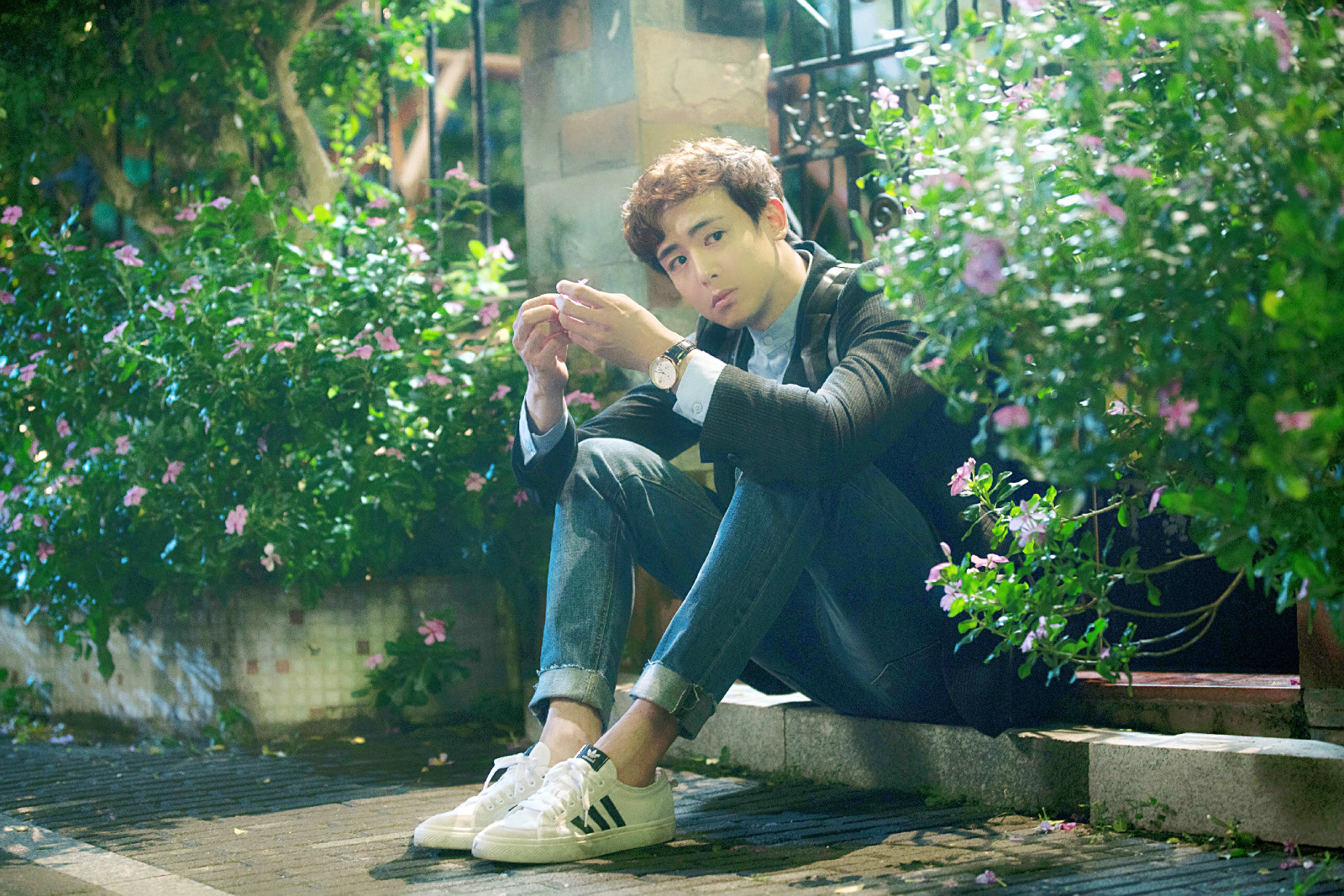 尼坤在北京南京举行粉丝见面会 现场演唱中文歌