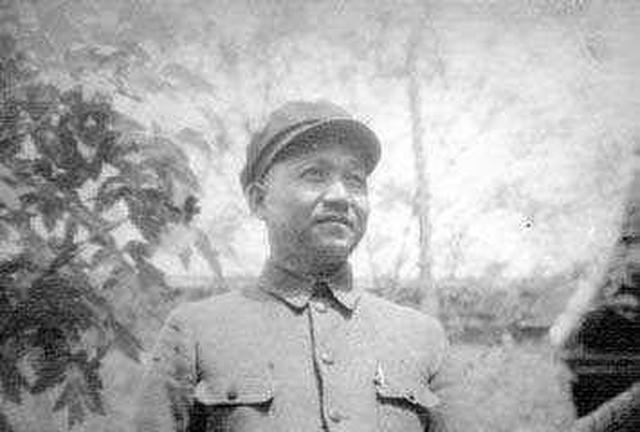 寻访名将陈光夫妇合葬墓：当年战斗之地，75年后长眠于此|陈光|史瑞楚|战斗_新浪新闻