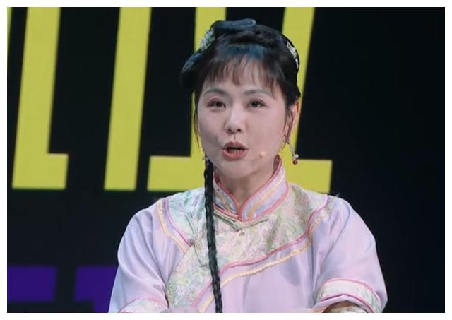 还珠格格揪心一幕柳青柳红20年后再见赵薇说了一句大实话