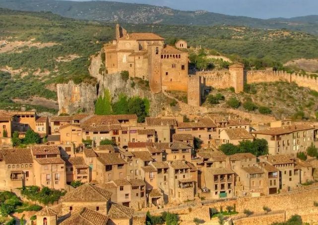 西班牙最美小镇盘点风景绝美值得你一来