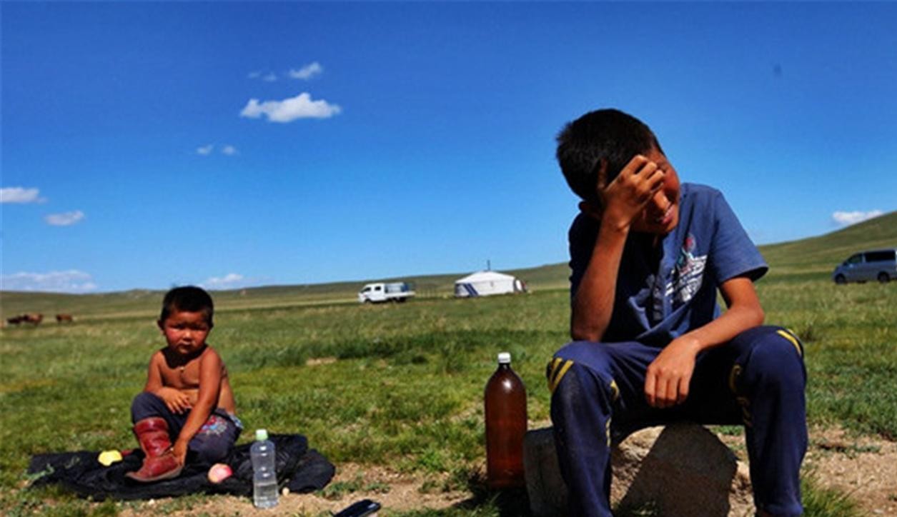 外蒙古太穷, 要怎样搭上中国的发展红利? 有人说联邦有人说并入