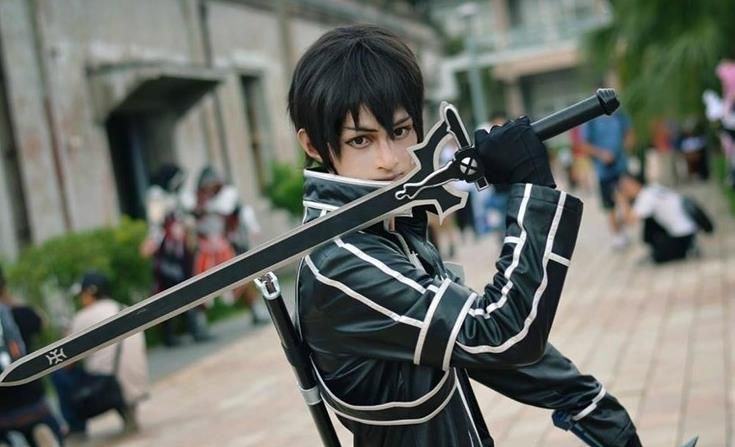桐人cosplay,网友:胖哥,不是穿着黑衣服的都是桐人好吗?