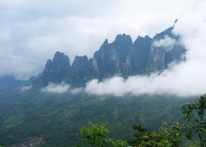 海南岛的象征:五指山