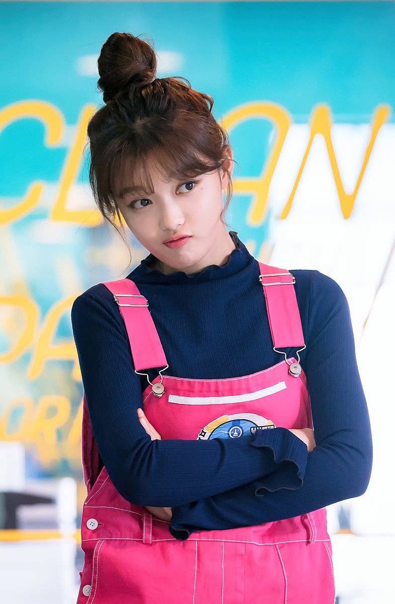 金裕贞小姐姐最新画报温柔可爱