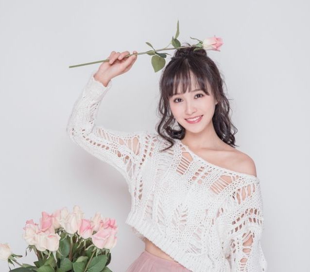 冯芷墨清纯灵气娇艳清纯水仙灵动而又可爱