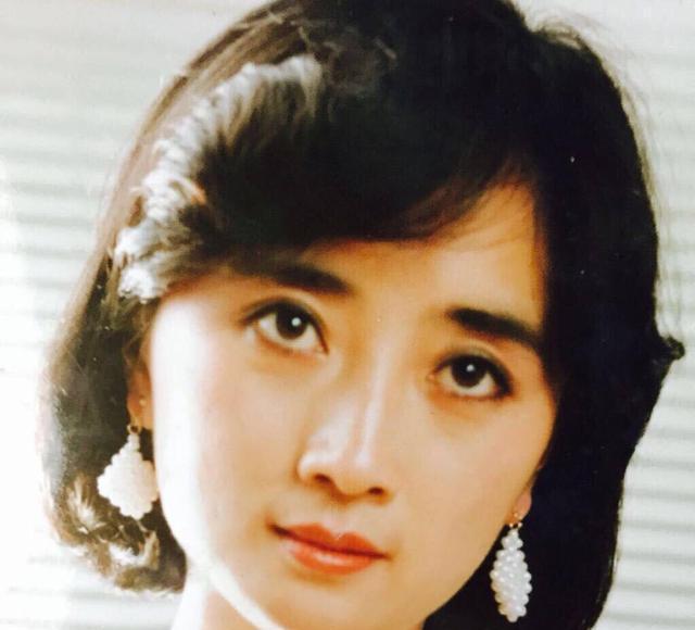 87版红楼梦,香菱这张照片比女儿国国王还美|侯长荣|香菱|陈剑月_新浪