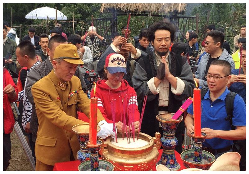 《战昆仑》,用我们的血肉之躯,将处于黑暗中的国家推向光明!