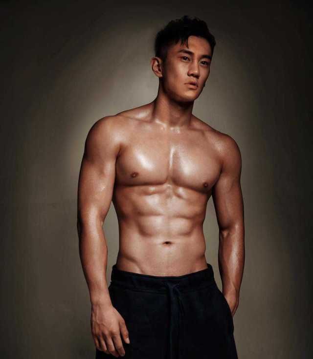 这种阳光帅气的肌肉壮男,有没有达到你对男朋友的要求|壮男|男朋友|肌肉_新浪新闻