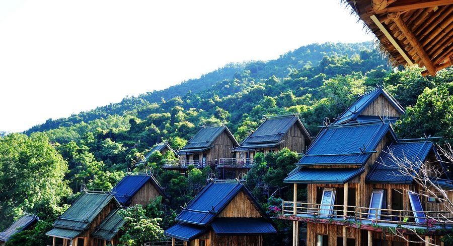 去槟榔谷,感受海南传统原始的黎苗风情