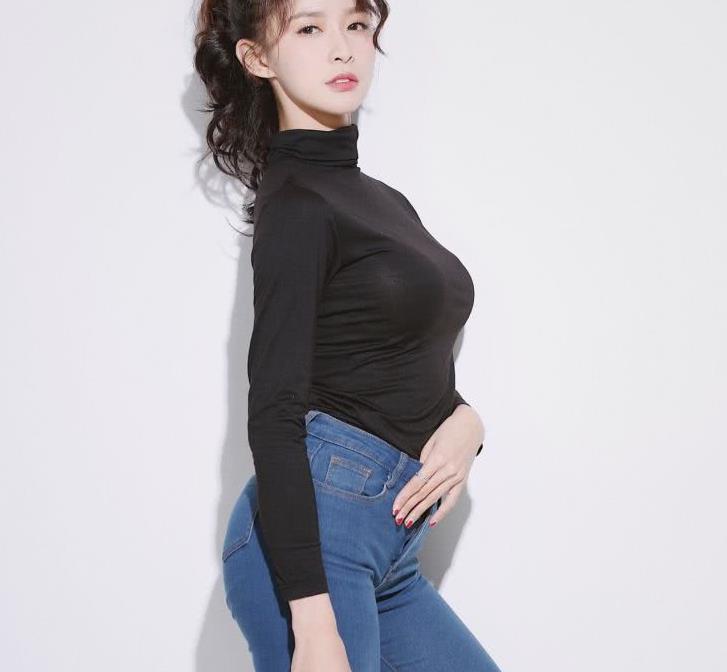 可爱在性感面前真的一文不值?成果杨超越PK蔡卓宜,竟然都输了