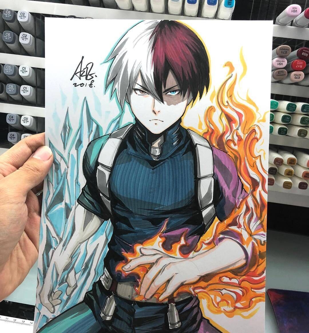 一组马克笔手绘动漫人物插画线条流畅画技了得