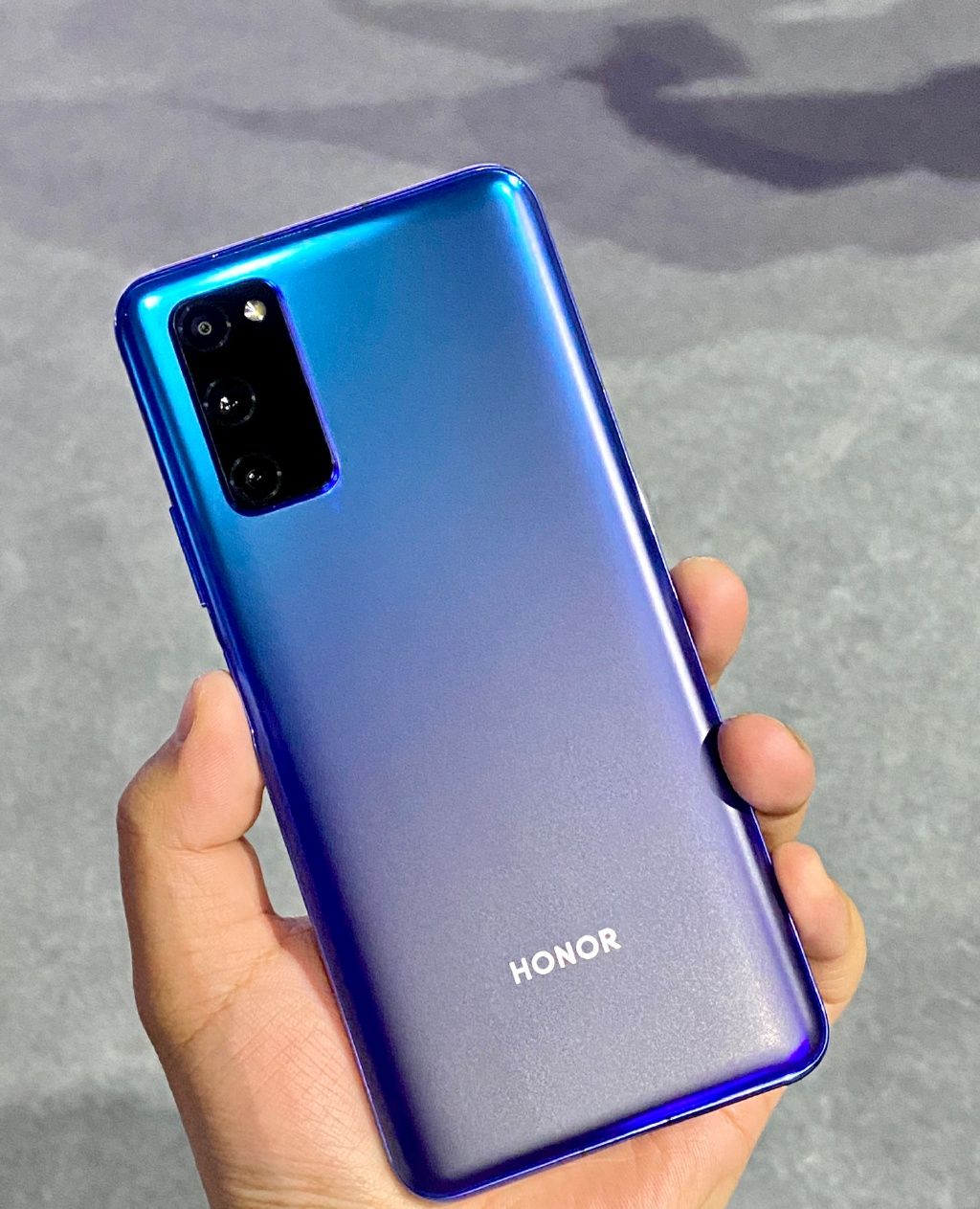 荣耀v30上手,四款神仙配色你最中意谁?|荣耀|自拍|海星_新浪新闻