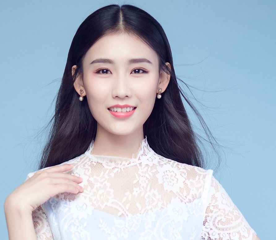 王婉中与莫兰迪色系,最温柔婉约,太美了!