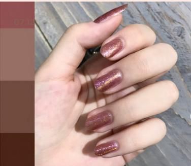 夏季豆沙色纯色猫眼美甲简单大方