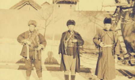 珍贵老照片：东北土匪合影，八国联军侵华旧照！|八国联军|侵华|土匪_新浪新闻