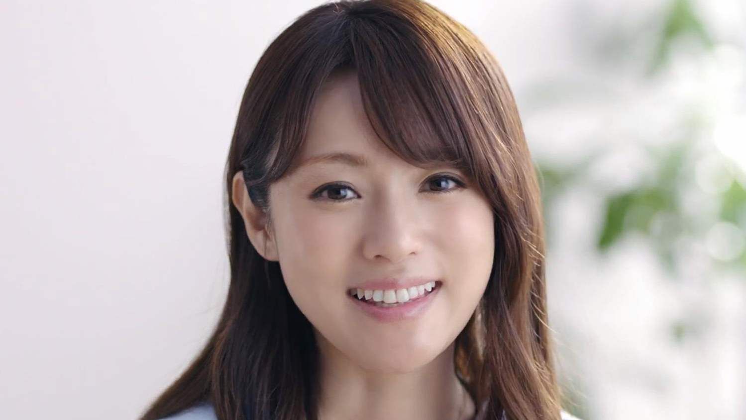 适合做桌面壁纸的深田恭子美图 适合做桌面壁纸的深田恭子美图