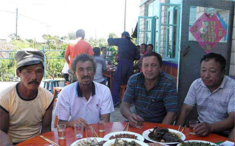 东北奇怪俄罗斯族村村民个个蓝眼睛高鼻梁称自己只想当中国人