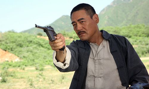 他曾出演《打狗棍》如今离婚后将财产全部都给妻子,网友:真男人|巍子