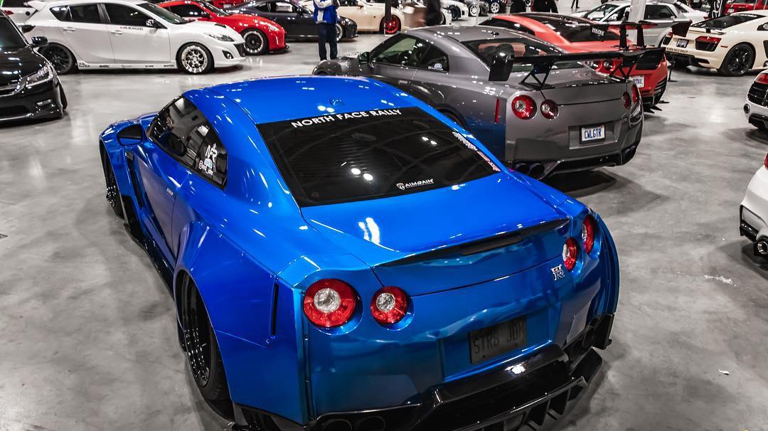 一排日产战神gtr!是要召唤神龙?