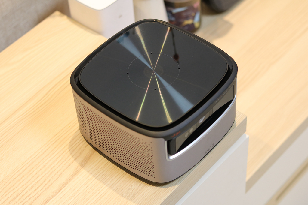 坚果j7s智能投影新品图赏远场ai语音加持实力夸爆