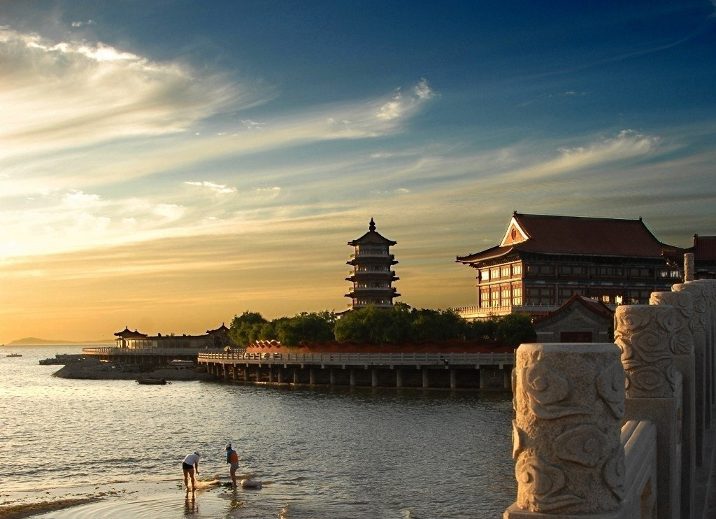 八仙过海各显神通蓬莱阁景区仙气缥缈