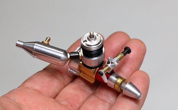 随着教育水平的提高,现在老师都不再使用戒尺了,电子教鞭成为了教学