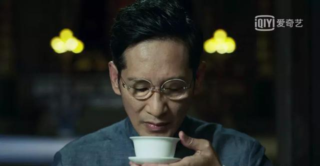 从破冰行动看父爱再不靠谱的老爸也有颗爱子之心