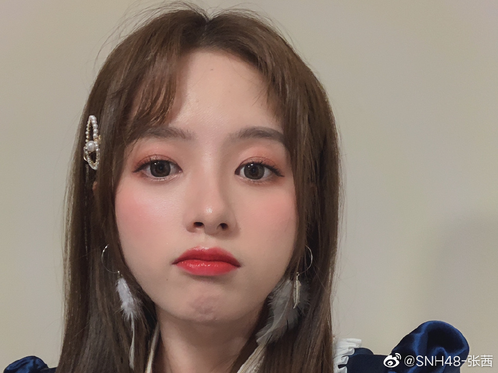 迷人偶像美少女snh48张茜写真美照