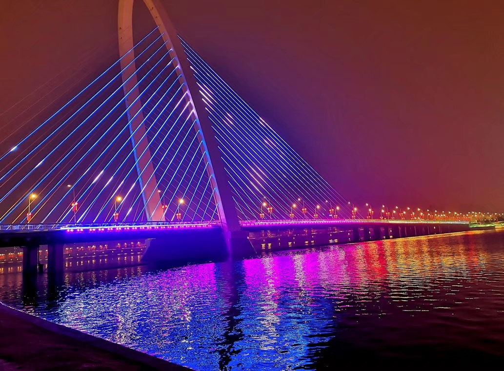 西安年最中国—西安浐灞2号桥(彩虹桥)河景灯光秀(18图)