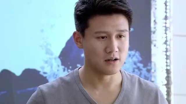 丈母娘看不起凤凰男女婿,女婿看着镜中的自己,只能苦笑!