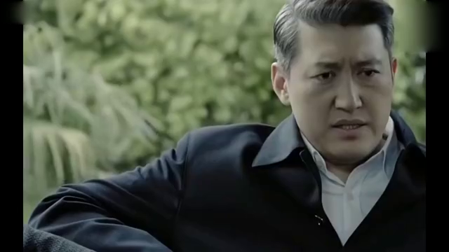 《人民的名义》肖钢玉监听陈海病房,反被陈岩石监听了!