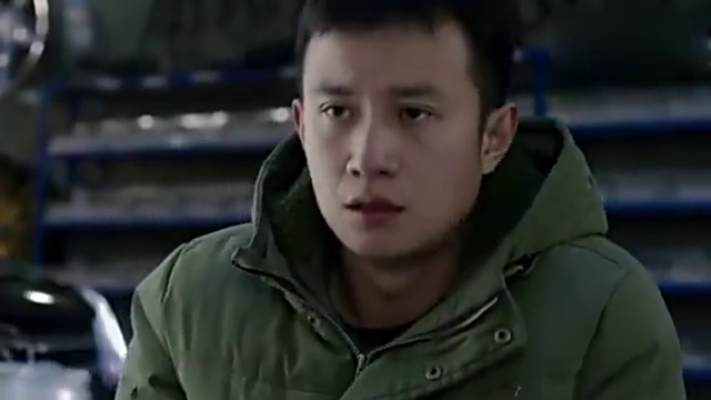 《小爸爸》文章打电话安慰儿子,儿子心情不好就一直是两个字应答