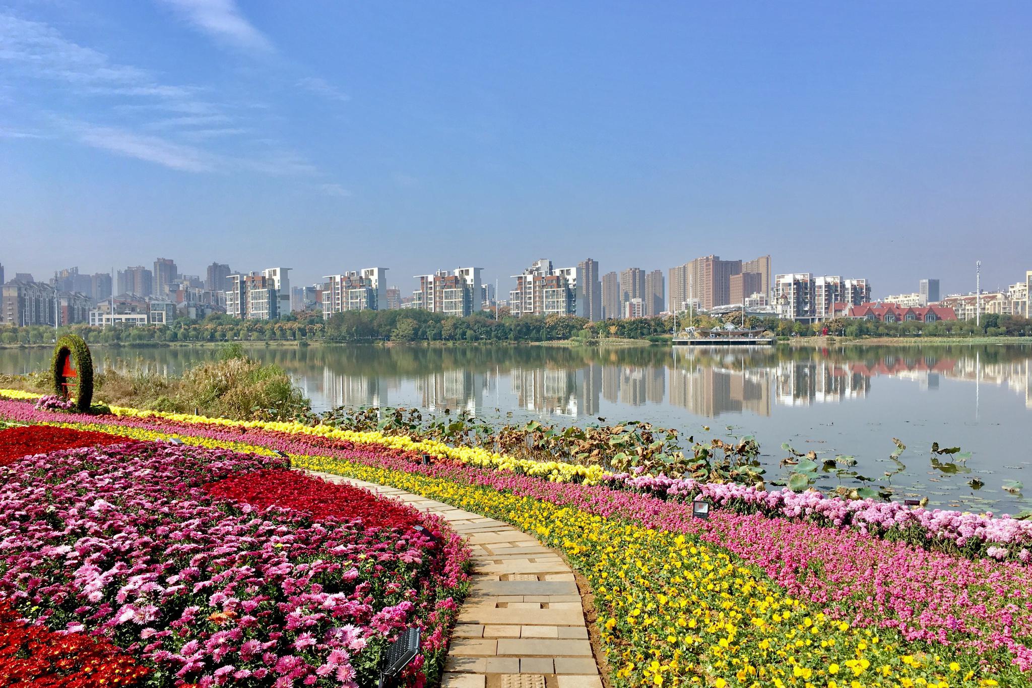 金秋的幸福湾水上公园(湖北 武汉市洪山区)