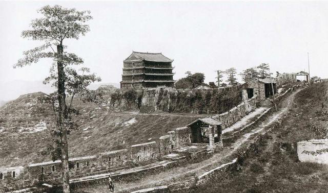 老照片:2000多年历史的广州古城墙,清朝灭亡几年后被拆除