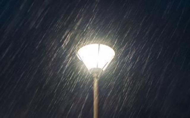 最近一直在下雨的心情说说表达自己心情的句子