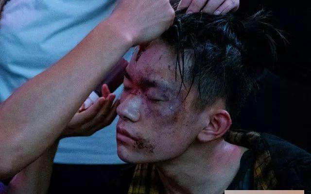 少年的你:饰演霸凌团伙老大的人是北电校花,还是关晓彤的同学