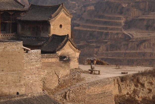 天下黄河第一湾,位于山西省石楼县辛关镇,最佳观景点为马家畔