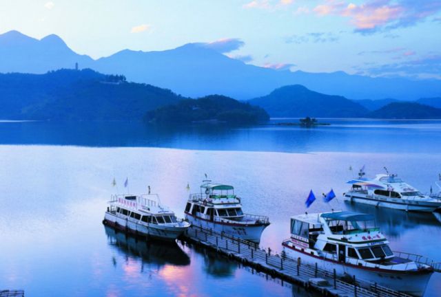 中国十大名胜古迹:日月潭