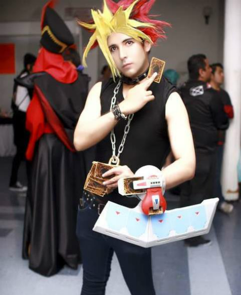 游戏王cos网友你们这山寨的武藤在我这里是过了不审核的