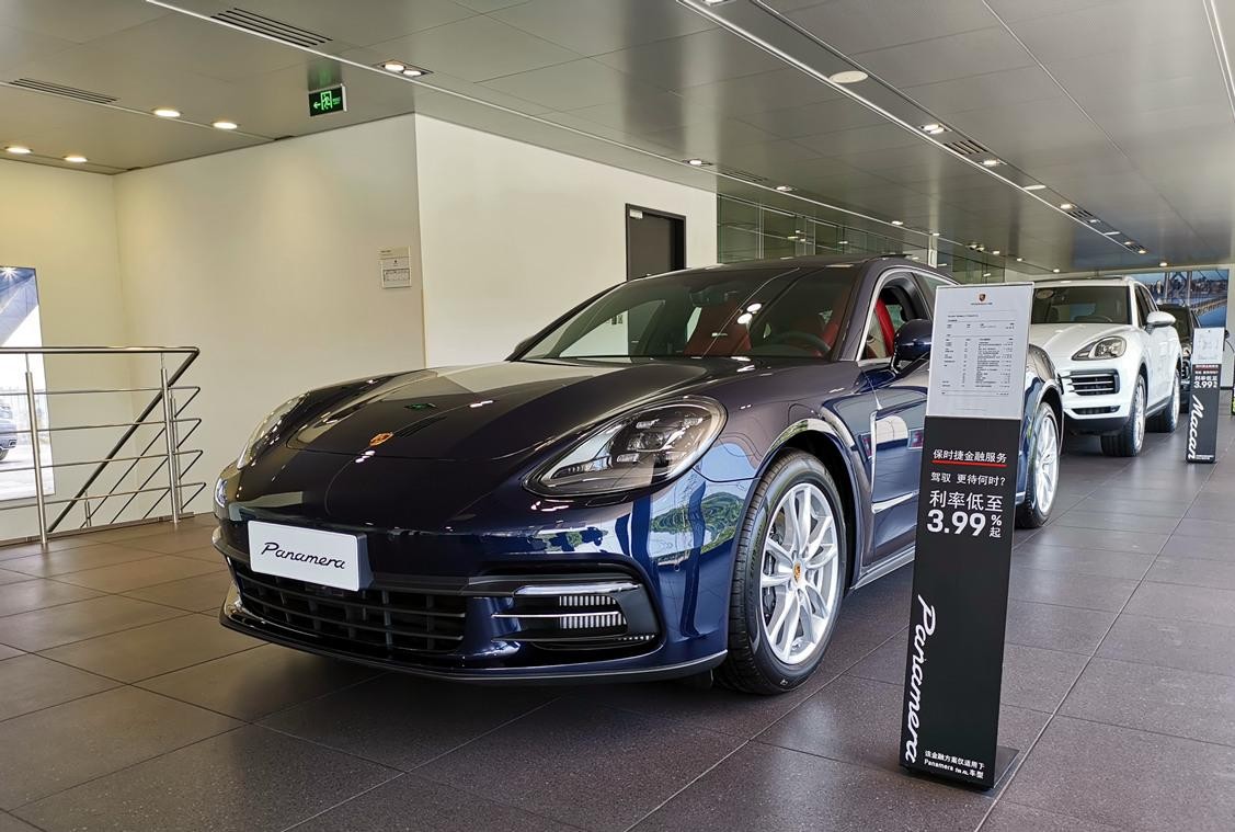 2017款保时捷帕拉梅拉4s行政版它是保时捷最为火热的车型