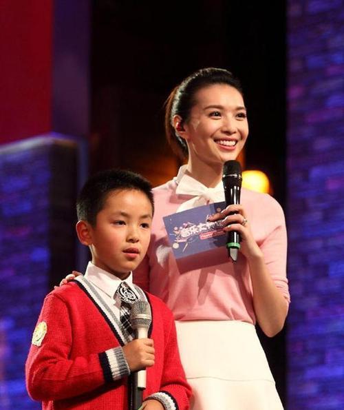 主持人张丽坤感情生活揭秘,曾被老公浪漫求婚羡煞旁人|栗坤|王元昊