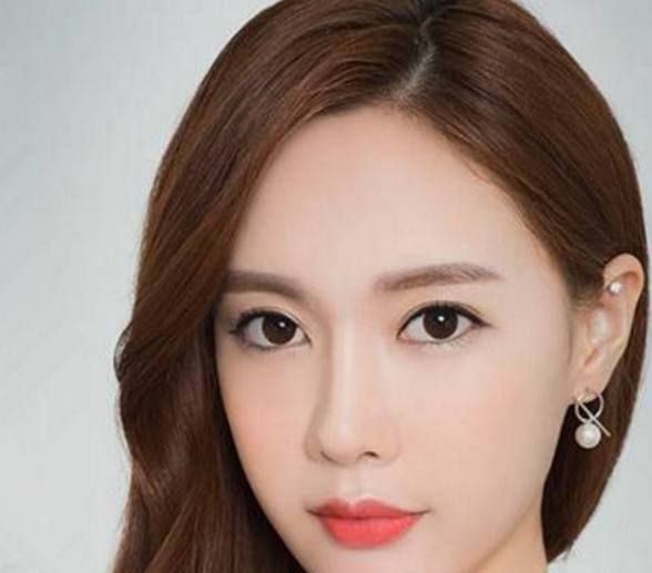 看眉毛就能分辨各国的女人 韩国的眉型普遍是怎样的呢 看眉毛就能分辨各国的女人 韩国的眉型普遍是怎样的呢