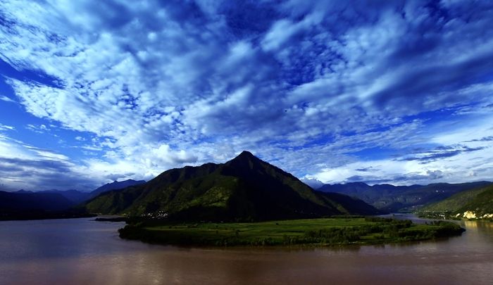 姑娘最爱去的美丽风景,搭配快乐的心情,欣赏美好的曾经